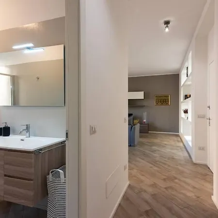 Porta Venezia Apartamento *